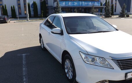 Toyota Camry, 2014 год, 2 150 000 рублей, 2 фотография