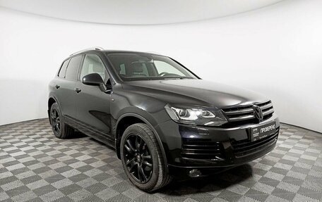 Volkswagen Touareg III, 2011 год, 2 240 000 рублей, 3 фотография