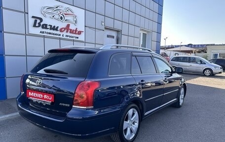 Toyota Avensis III рестайлинг, 2005 год, 897 000 рублей, 4 фотография