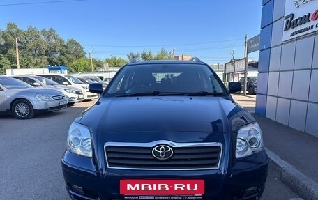 Toyota Avensis III рестайлинг, 2005 год, 897 000 рублей, 3 фотография