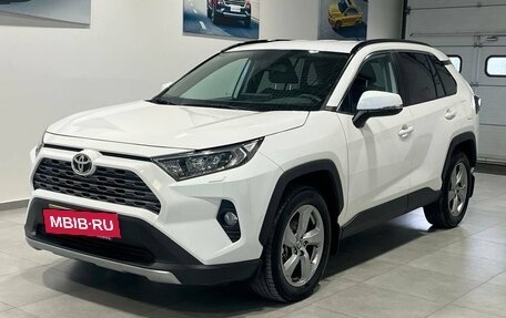 Toyota RAV4, 2019 год, 3 349 900 рублей, 3 фотография