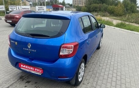 Renault Sandero II рестайлинг, 2017 год, 697 000 рублей, 5 фотография