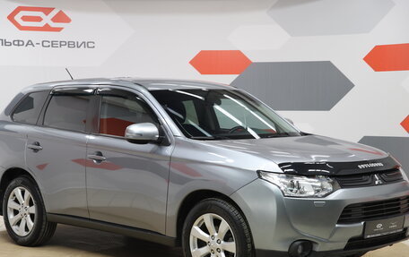 Mitsubishi Outlander III рестайлинг 3, 2012 год, 1 320 000 рублей, 3 фотография