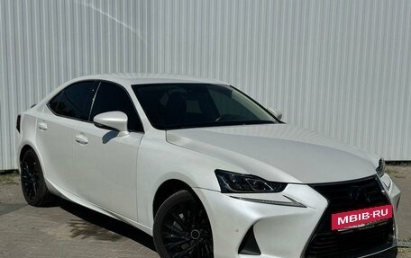 Lexus IS III, 2018 год, 2 900 000 рублей, 2 фотография