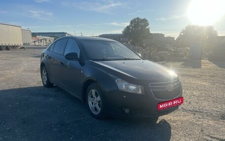 Chevrolet Cruze II, 2012 год, 380 000 рублей, 3 фотография