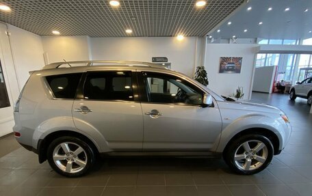 Mitsubishi Outlander III рестайлинг 3, 2008 год, 1 517 600 рублей, 4 фотография