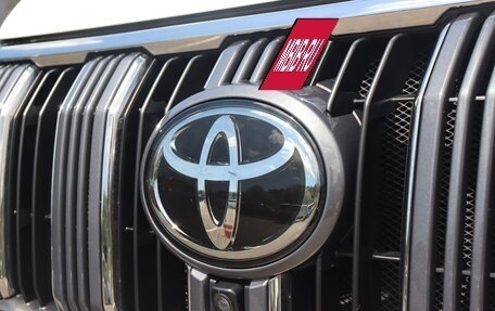 Toyota Land Cruiser Prado 150 рестайлинг 2, 2020 год, 6 450 000 рублей, 5 фотография