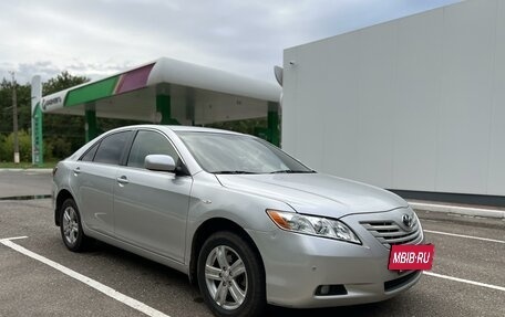 Toyota Camry, 2008 год, 950 000 рублей, 2 фотография