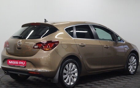 Opel Astra J, 2014 год, 1 400 000 рублей, 4 фотография