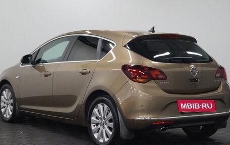 Opel Astra J, 2014 год, 1 400 000 рублей, 6 фотография