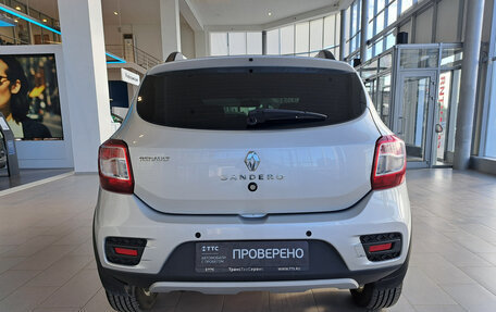 Renault Sandero II рестайлинг, 2015 год, 1 017 000 рублей, 6 фотография