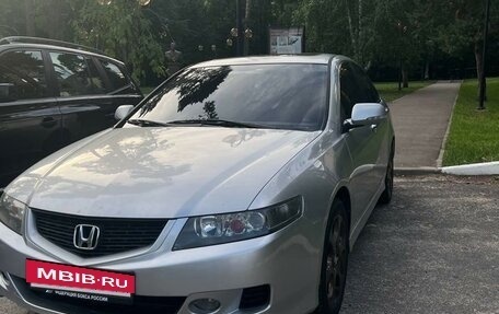 Honda Accord VII рестайлинг, 2006 год, 750 000 рублей, 2 фотография