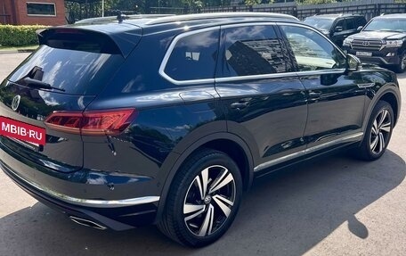 Volkswagen Touareg III, 2019 год, 5 650 000 рублей, 2 фотография