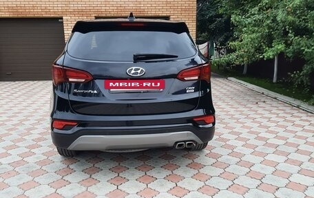 Hyundai Santa Fe III рестайлинг, 2017 год, 2 700 000 рублей, 2 фотография