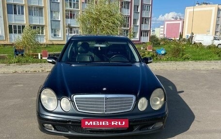 Mercedes-Benz E-Класс, 2004 год, 650 000 рублей, 5 фотография