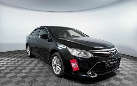 Toyota Camry, 2017 год, 2 325 000 рублей, 3 фотография