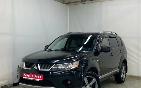 Mitsubishi Outlander III рестайлинг 3, 2008 год, 1 350 000 рублей, 1 фотография