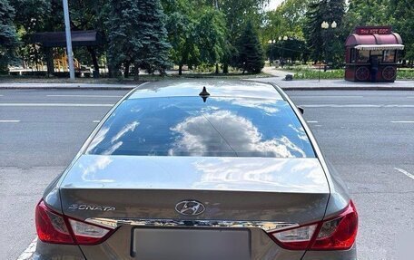 Hyundai Sonata VI, 2014 год, 1 550 000 рублей, 4 фотография