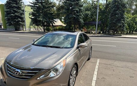 Hyundai Sonata VI, 2014 год, 1 550 000 рублей, 13 фотография