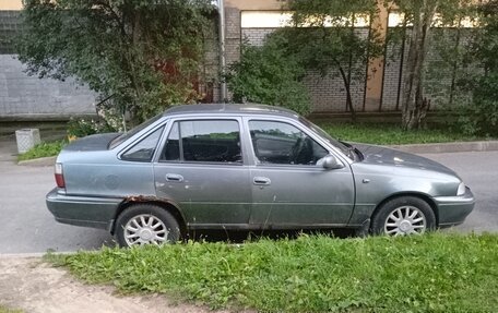 Daewoo Nexia I рестайлинг, 1996 год, 100 000 рублей, 2 фотография