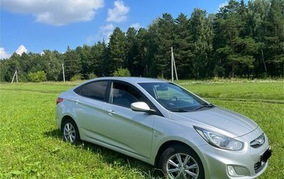 Hyundai Solaris II рестайлинг, 2012 год, 850 000 рублей, 1 фотография