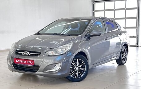 Hyundai Solaris II рестайлинг, 2011 год, 808 000 рублей, 1 фотография