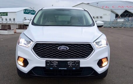 Ford Escape III, 2016 год, 1 690 000 рублей, 3 фотография