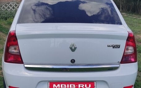 Renault Logan I, 2014 год, 570 000 рублей, 2 фотография