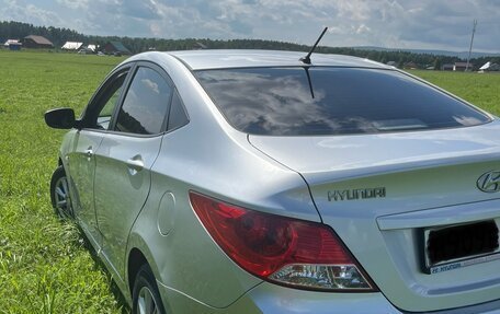 Hyundai Solaris II рестайлинг, 2012 год, 850 000 рублей, 6 фотография