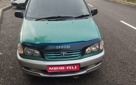 Toyota Ipsum II, 1997 год, 450 000 рублей, 1 фотография