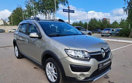 Renault Sandero II рестайлинг, 2016 год, 1 378 000 рублей, 3 фотография