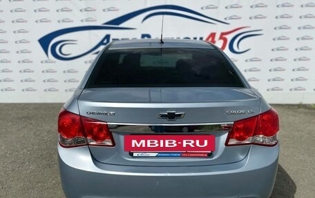 Chevrolet Cruze II, 2011 год, 736 000 рублей, 4 фотография