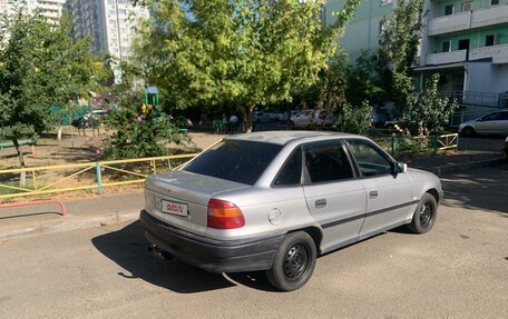 Opel Astra F, 1992 год, 115 000 рублей, 4 фотография