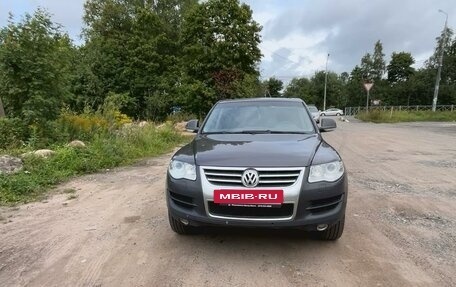 Volkswagen Touareg III, 2009 год, 1 195 000 рублей, 2 фотография