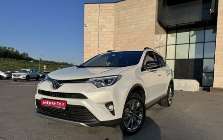 Toyota RAV4, 2019 год, 2 980 000 рублей, 1 фотография