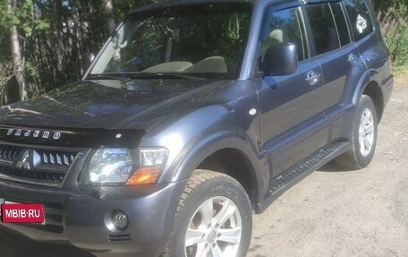 Mitsubishi Pajero III рестайлинг, 2005 год, 950 000 рублей, 1 фотография