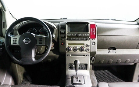 Nissan Pathfinder, 2006 год, 920 000 рублей, 13 фотография