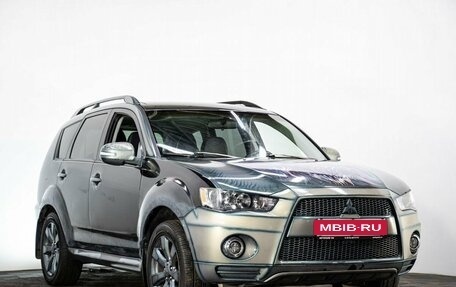 Mitsubishi Outlander III рестайлинг 3, 2011 год, 1 099 000 рублей, 3 фотография