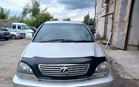 Toyota Harrier, 1999 год, 800 000 рублей, 1 фотография