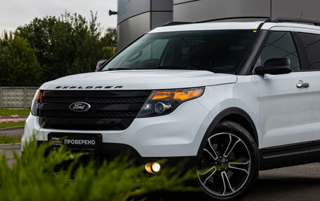 Ford Explorer VI, 2014 год, 2 600 000 рублей, 3 фотография