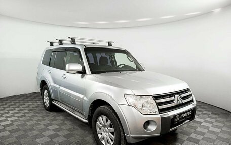 Mitsubishi Pajero IV, 2010 год, 1 730 000 рублей, 3 фотография