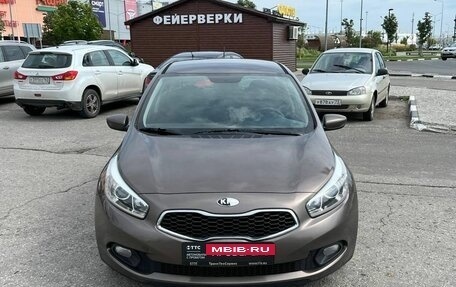 KIA cee'd III, 2013 год, 1 098 000 рублей, 2 фотография