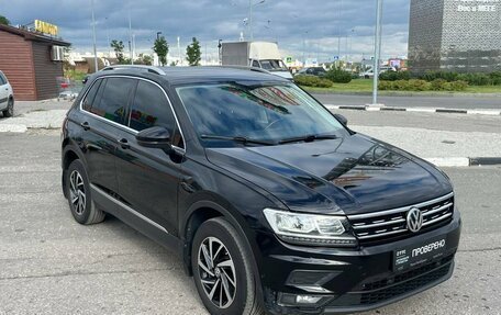 Volkswagen Tiguan II, 2018 год, 2 655 000 рублей, 3 фотография