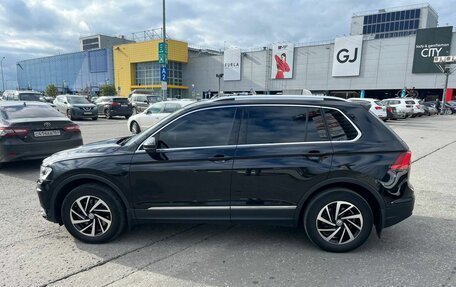 Volkswagen Tiguan II, 2018 год, 2 655 000 рублей, 8 фотография