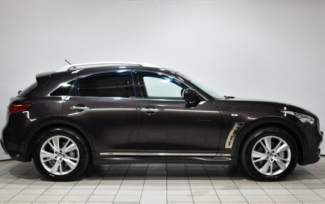 Infiniti QX70, 2015 год, 2 248 000 рублей, 5 фотография