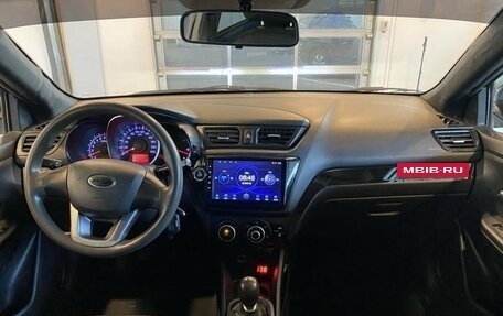 KIA Rio III рестайлинг, 2013 год, 835 000 рублей, 9 фотография