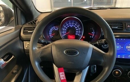 KIA Rio III рестайлинг, 2013 год, 835 000 рублей, 10 фотография