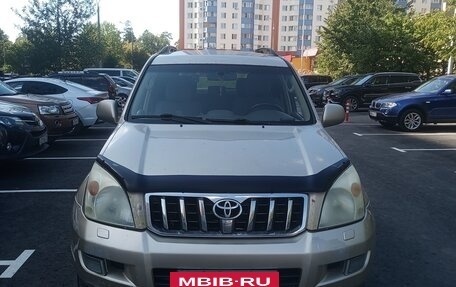 Toyota Land Cruiser Prado 120 рестайлинг, 2006 год, 2 500 000 рублей, 2 фотография