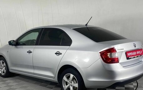 Skoda Rapid I, 2015 год, 950 000 рублей, 7 фотография