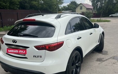 Infiniti FX II, 2010 год, 1 900 000 рублей, 5 фотография